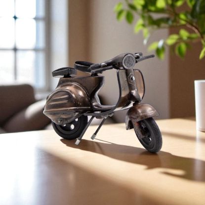 Изображение Мотоцикл VESPA IRON